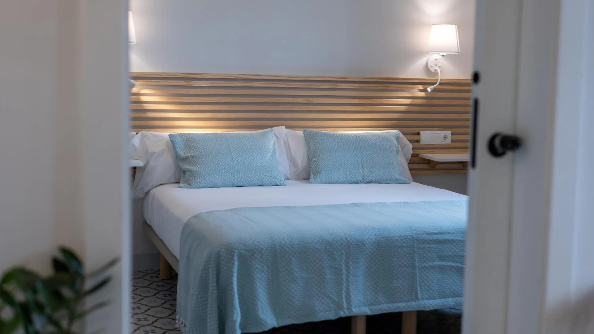 Veranera Hostel Estepona Espanha
